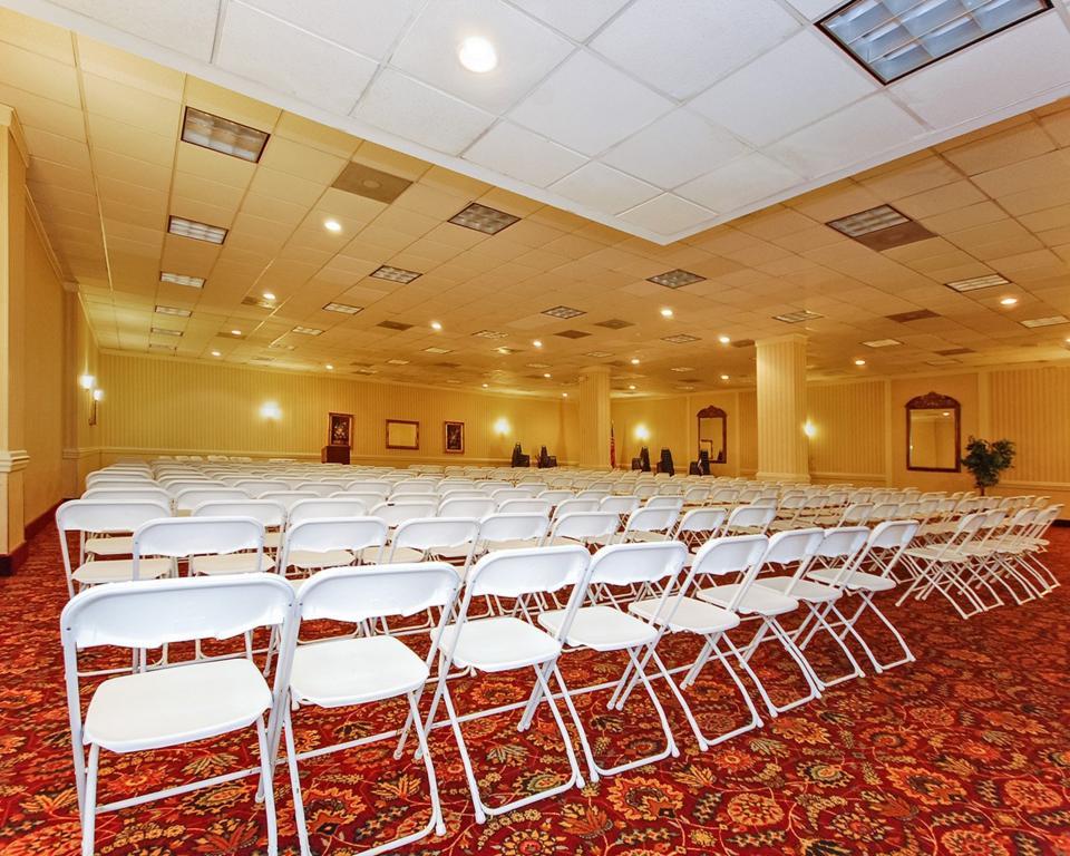 Quality Inn And Suites Conference Center ريتشموند المرافق الصورة