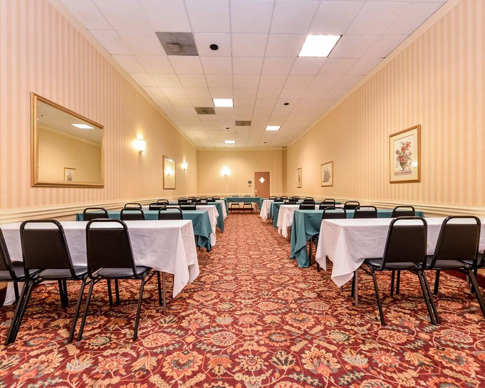 Quality Inn And Suites Conference Center ريتشموند المظهر الخارجي الصورة