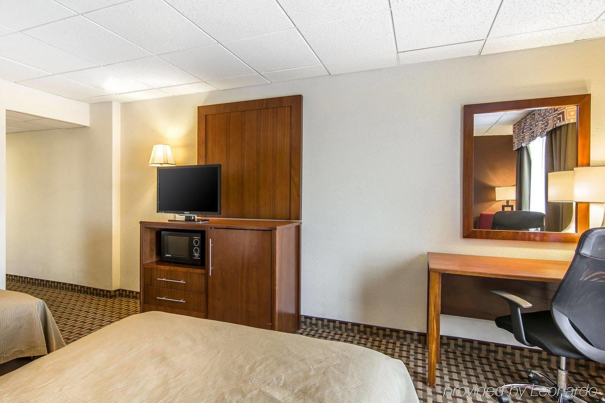 Quality Inn And Suites Conference Center ريتشموند المظهر الخارجي الصورة