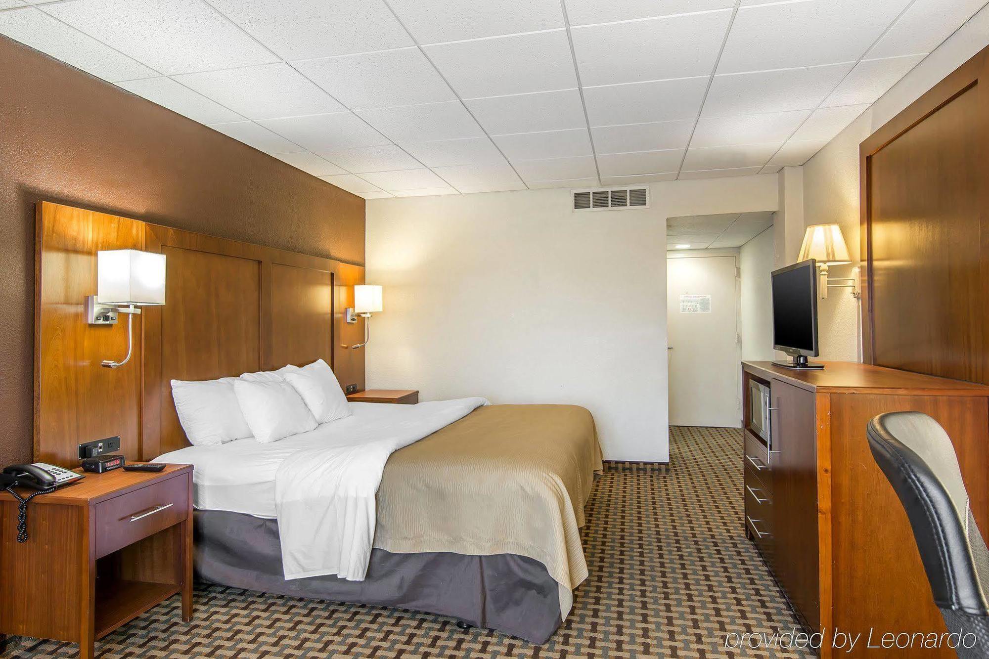 Quality Inn And Suites Conference Center ريتشموند المظهر الخارجي الصورة
