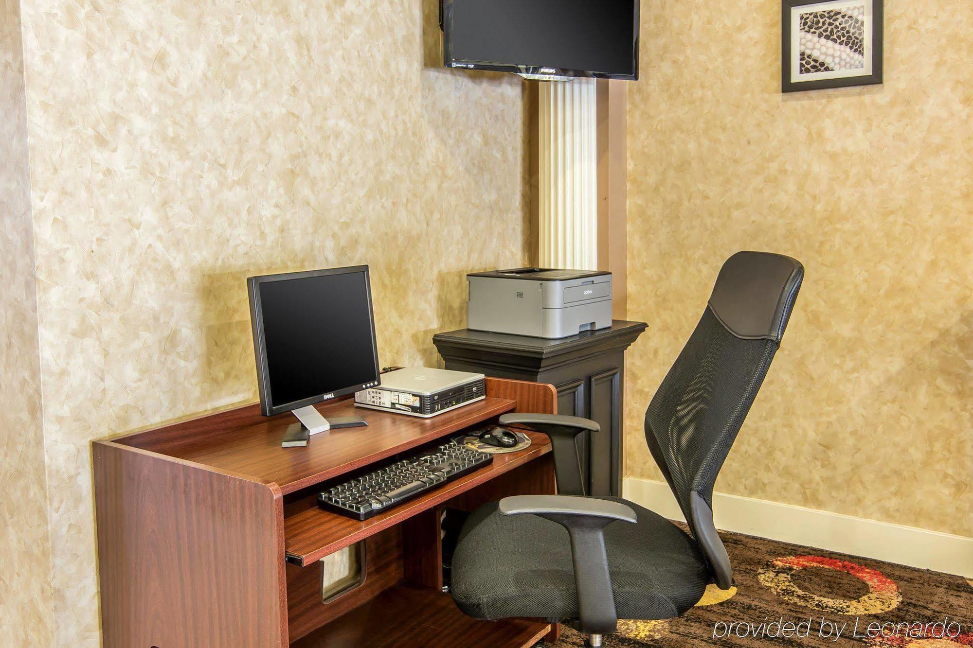 Quality Inn And Suites Conference Center ريتشموند المظهر الخارجي الصورة