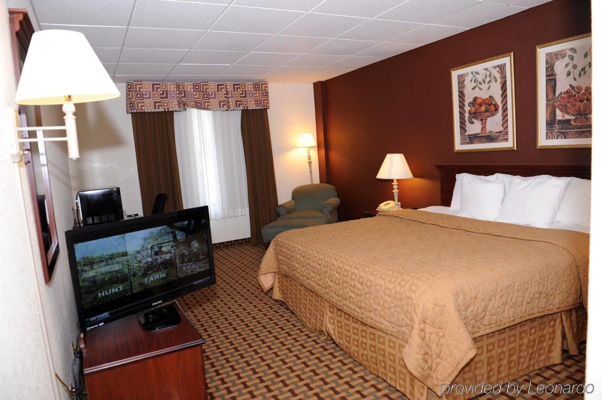 Quality Inn And Suites Conference Center ريتشموند الغرفة الصورة